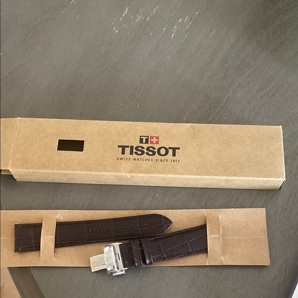 Tissot Brown Leather Watch Strap - Picture 1 of 5